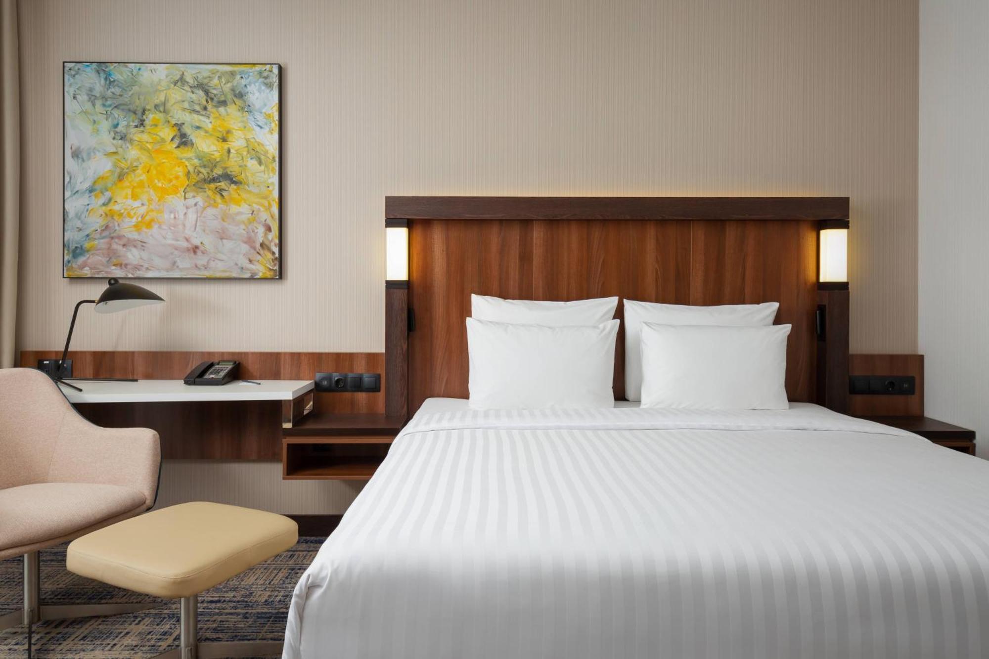 Courtyard By Marriott Tashkent Hotel Exterior photo