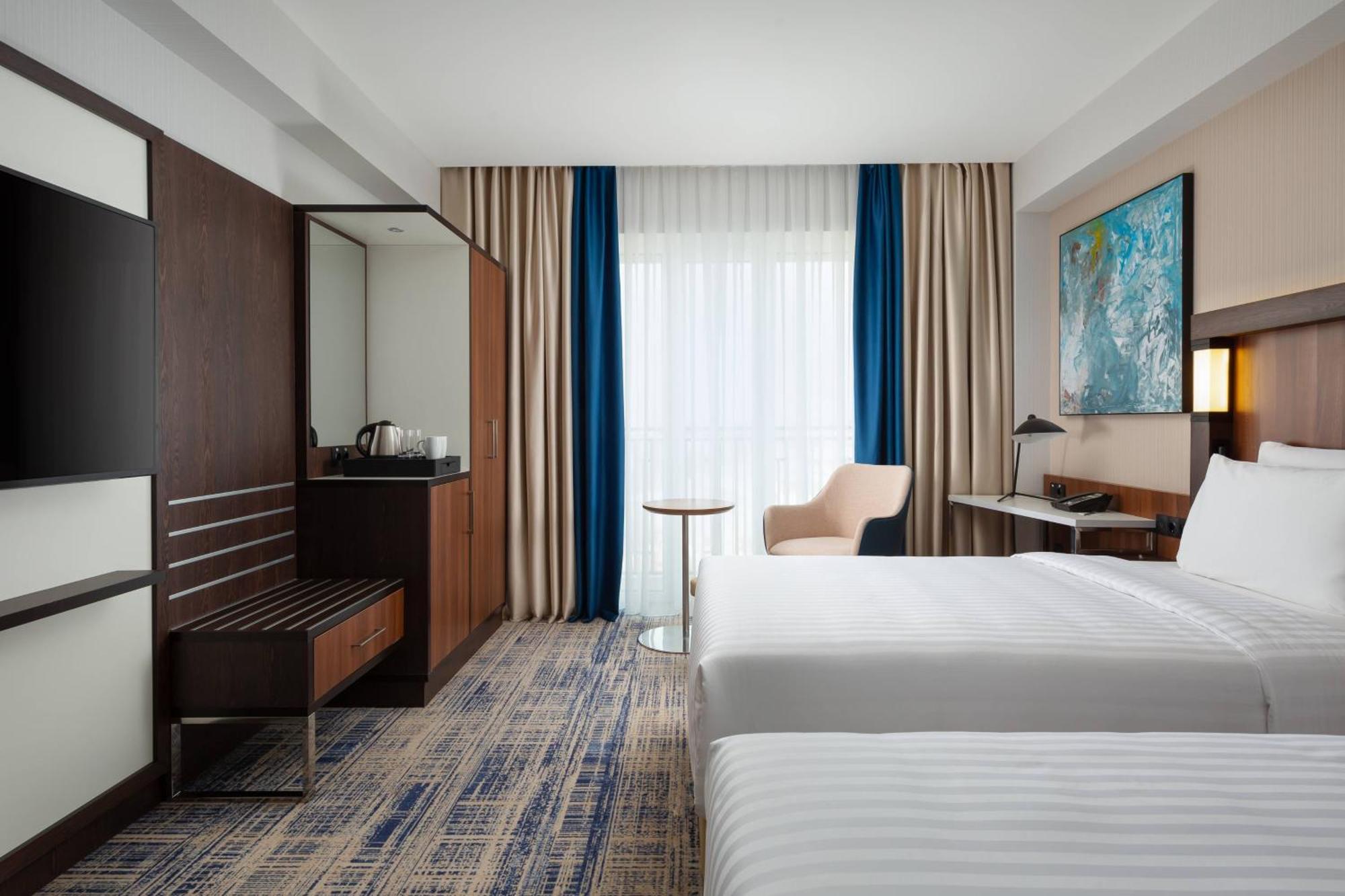 Courtyard By Marriott Tashkent Hotel Exterior photo