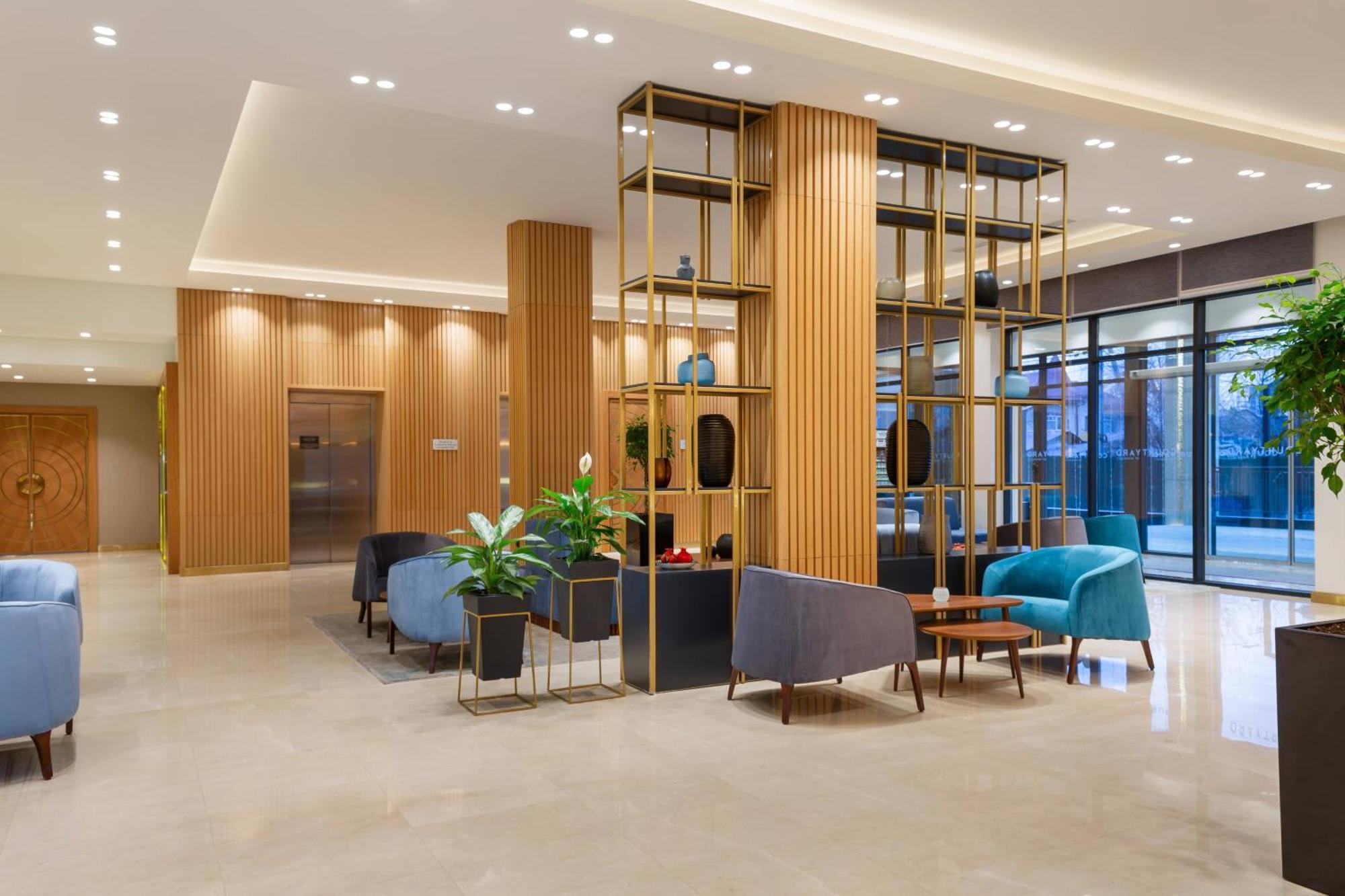 Courtyard By Marriott Tashkent Hotel Exterior photo